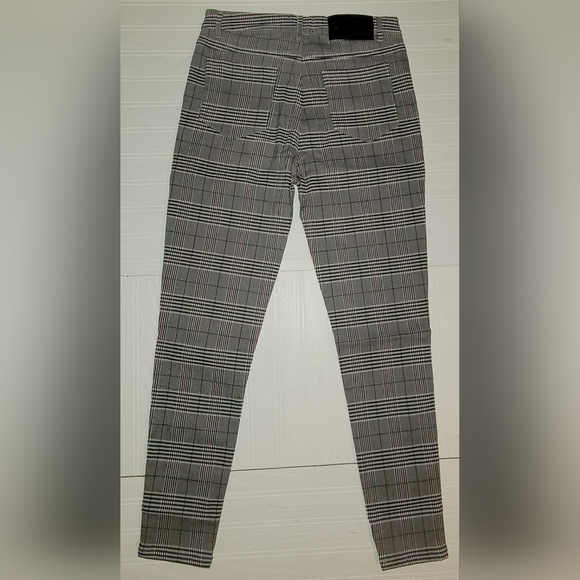 Mens Skinny Fit Plaid White Black Red Striped Jeans. Size 32 waist - Picture 4 of 9